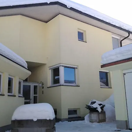 Kaprun Apartmán *